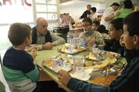 Ja es poden presentar les sol·licituds per a la concessió d’ajuts econòmics per als menjadors escolars curs 2019-2020